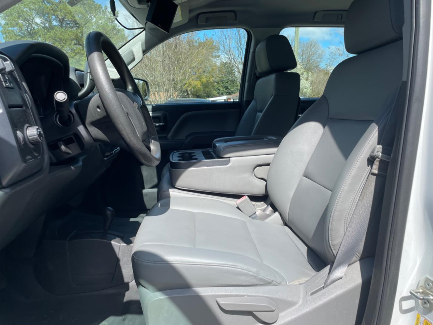 2015 WHITE CHEVROLET SILVERADO 2500H WORK TRUCK (1GC1KUEG7FF) with an 6.0L engine, Automatic transmission, located at 5103 Dorchester Rd., Charleston, SC, 29418-5607, (843) 767-1122, 36.245171, -115.228050 - Local Trade-in with Easy Clean Vinyl Interior, Backup Camera, AM/FM/AUX, Spacious Rear Seat, Power Windows, Power Locks, Power Mirrors, Utility Cab with Storage All Around, Pull Out Bed Storage, Ladder Rack, Safety Strobe Lights, Keyless Entry, Tow Package with Brake Assist, 4-Wheel Drive, Brush Gua - Photo#24